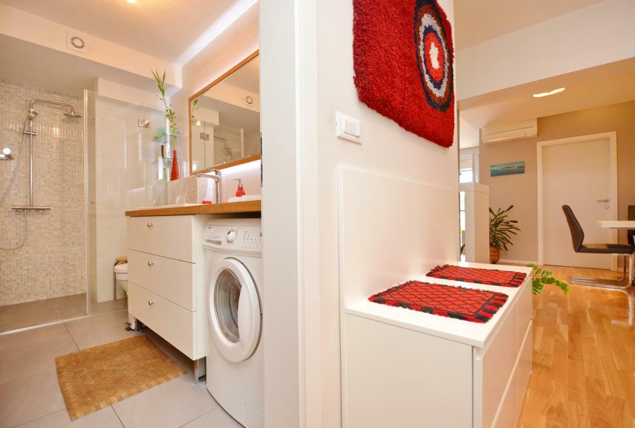 Spacious Premium Lipotica With Oldtown View - Have A Memorable Appartement